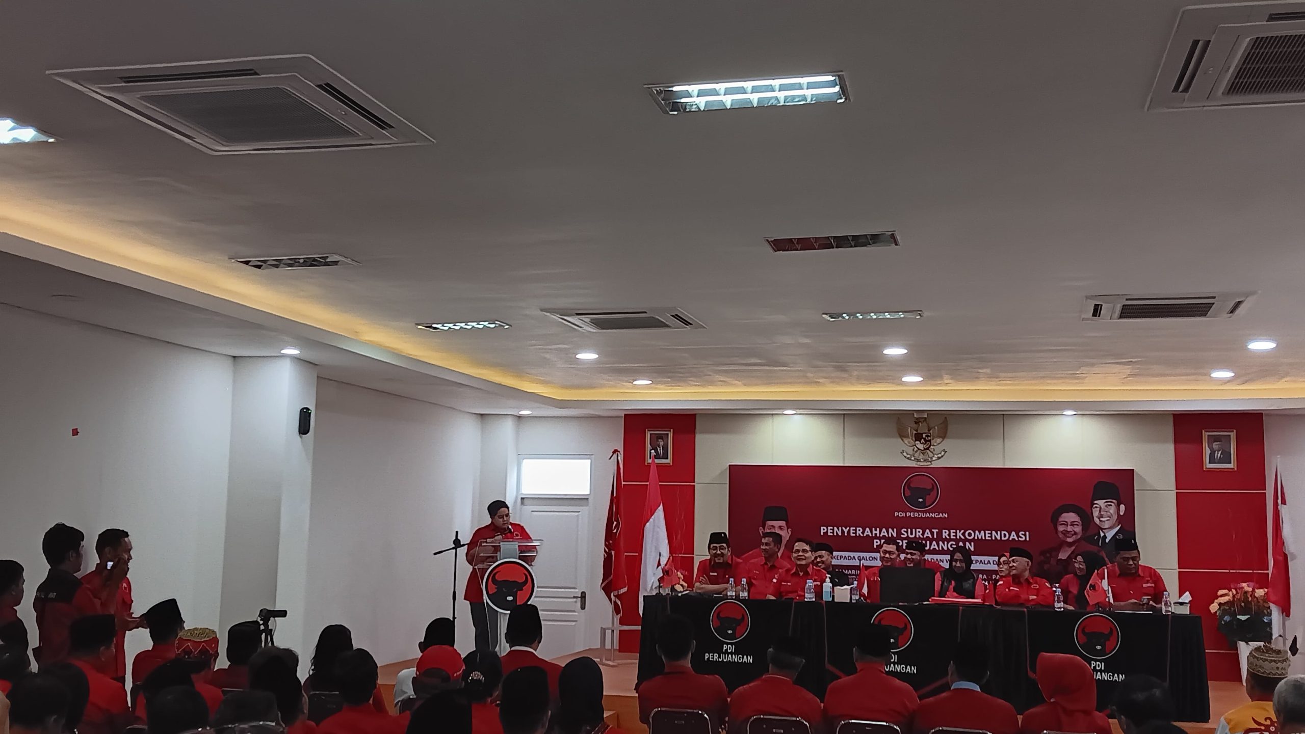 Foto : Agenda Penyerahan SK Dukungan oleh PDI-P Kaltim kepada 3 Bakal Calon kepala Daerah pada Pilkada 2024.
