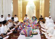 Asisten III dan Jajaran DPRD Kukar Pererat Ukhuwah di Peringatan Nuzulul Quran