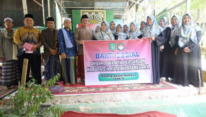 Santuni 4 Ponpes, Dharma Wanita Persatuan Kukar Perkuat Kebersamaan dan Kepedulian
