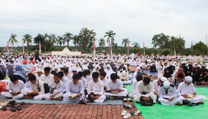 Bupati Ajak Masyarakat Hidupkan Tradisi Membaca Al-Qur’an Lewat Gerakan Etam Mengaji 2025
