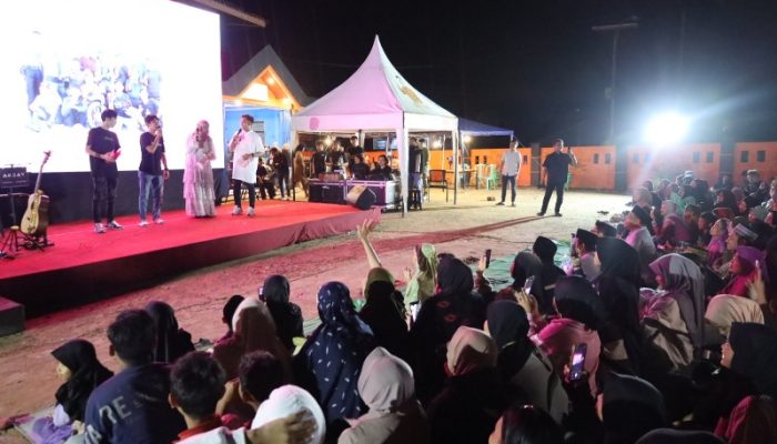 Wabup Kukar Ikut Saur On The Road di Desa Batuah, Berbagi Kebersamaan dengan Warga