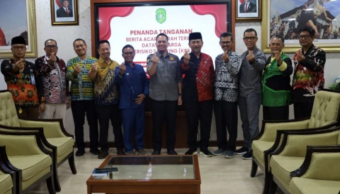 Cegah Stunting! Sekda Kukar Hadiri Penandatanganan Serah Terima Data dari BKKBN Kaltim