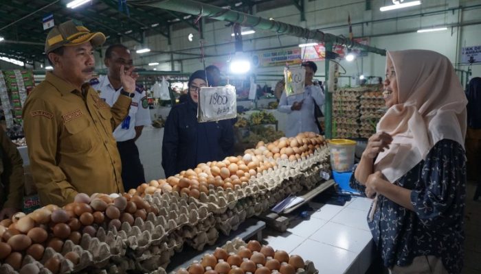 Sekda Kukar Sidak Pasar! Ini Kondisi Harga Sembako Menjelang Lebaran