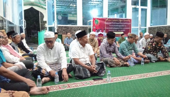 Pemkab Kukar Apresiasi Pengelolaan Masjid Al Kahfi, Bupati Serahkan Bantuan Sembako dan Kelengkapan Ibadah