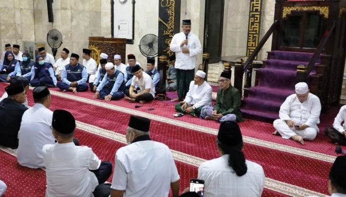 Bupati Kukar Edi Damansyah Hadiri Pelepasan Jamaah Haji Kloter 3, Ajak Jamaah Doakan Indonesia dan Kukar