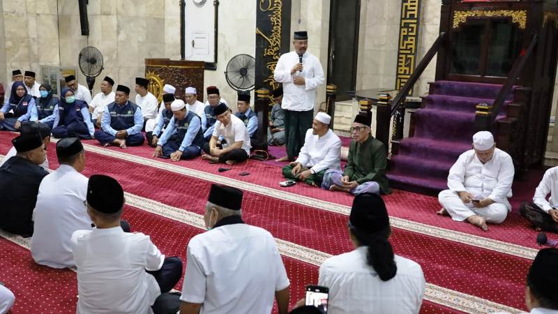 Bupati Kukar Edi Damansyah Hadiri Pelepasan Jamaah Haji Kloter 3, Ajak Jamaah Doakan Indonesia dan Kukar