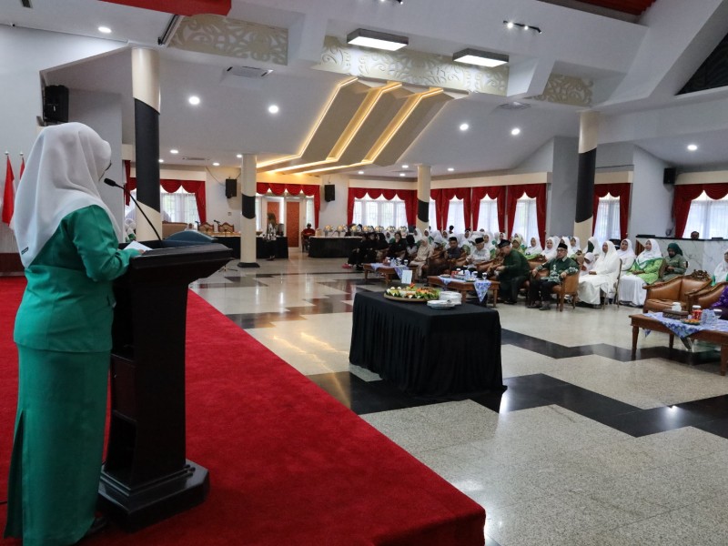 Hari Puncak Harlah Fatayat NU ke-75, Bupati Kukar Apresiasi Peran Pemudi NU dalam Pembangunan Daerah