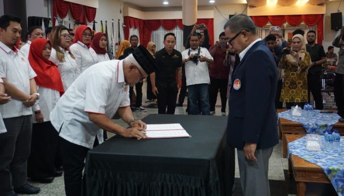 Kukuhkan Ketua Baru KONI Kukar, Edi Damansyah Titipkan Harapan Besar untuk Atlet Muda