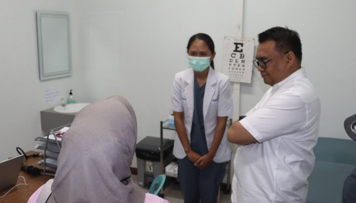 Aulia Rahman Tinjau Pelayanan Puskesmas dan Salurkan MTB untuk Balita dan Ibu Hamil