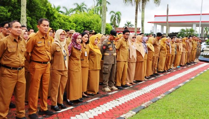 Aulia–Rendi Pimpin Apel Gabungan ASN Kukar, Tegaskan Komitmen Wujudkan Kukar Idaman Terbaik