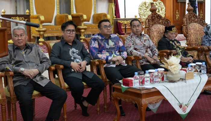 Bupati Kukar Terima Kunjungan Silaturahmi Bupati Wajo di Pendopo Odah Etam