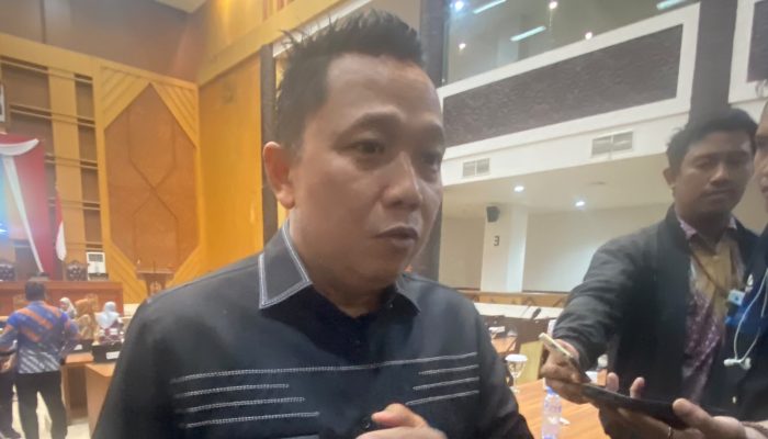 Deni Soroti Parkir Tempat Usaha di Tengah Rencana Digitalisasi Samarinda